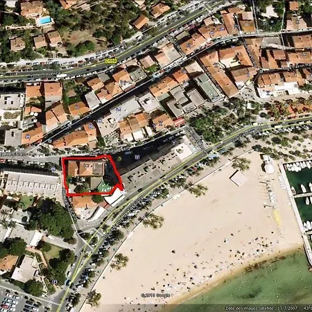 L'ilot Fleuri فندق 2*